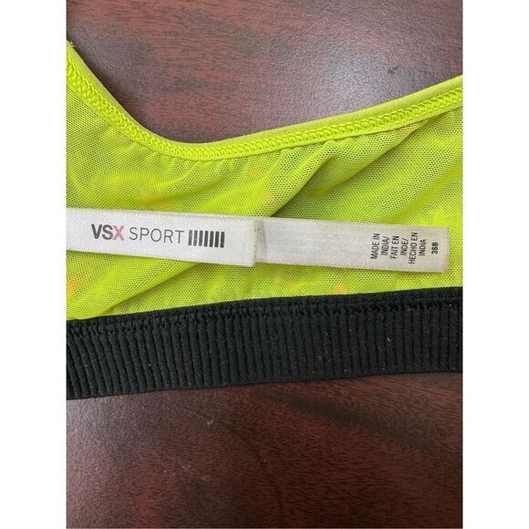 Victoria’s Secret Paint Splatter Sports Bra Size 36B - Picture 7 of 8